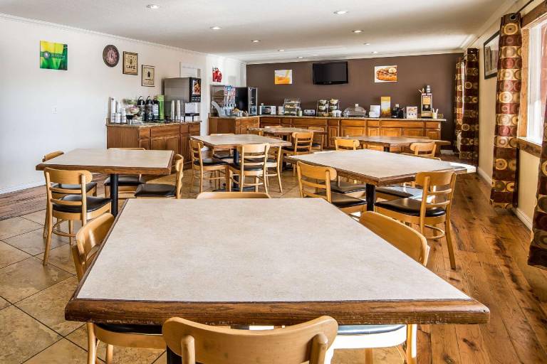 Quality Inn Evanston near Wyoming Downs — photo 4