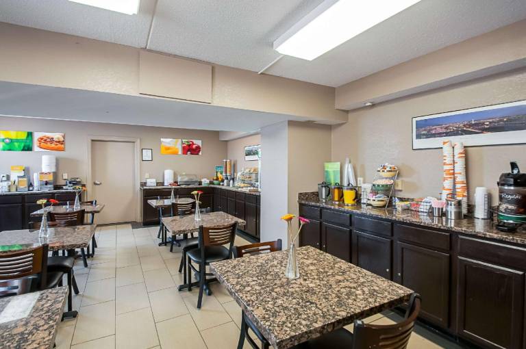 Quality Inn near Potomac Mills — photo 4
