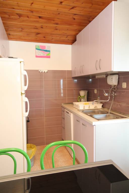 Three bedroom apartment near beach Cove Zaraće, Hvar (A-8781-a) — photo 5