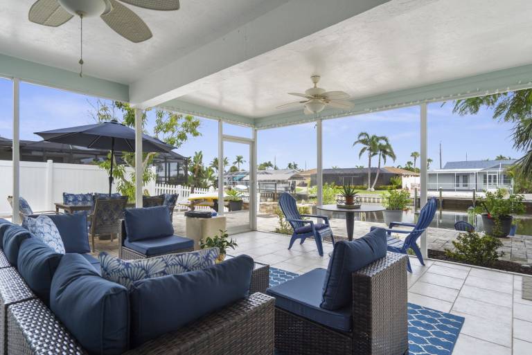 Garry's Landing! Canal front home with boat dock! — photo 4