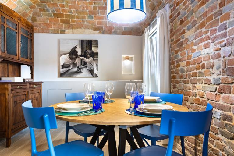 Rental apartment with 1 room for 4 persons in Neive