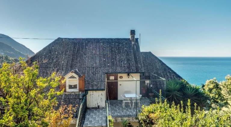 Holiday apartment with 2 rooms for 5 persons — photo 3