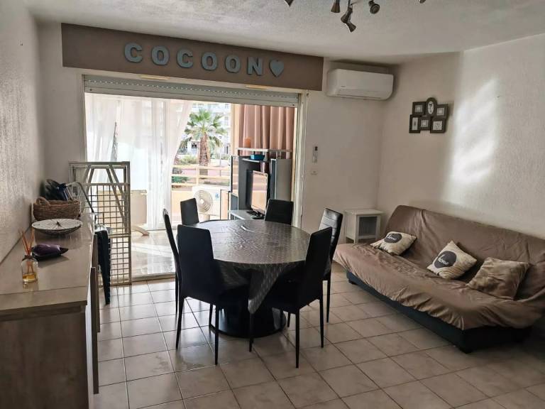 Apartment with 2 rooms for 6 persons — photo 4