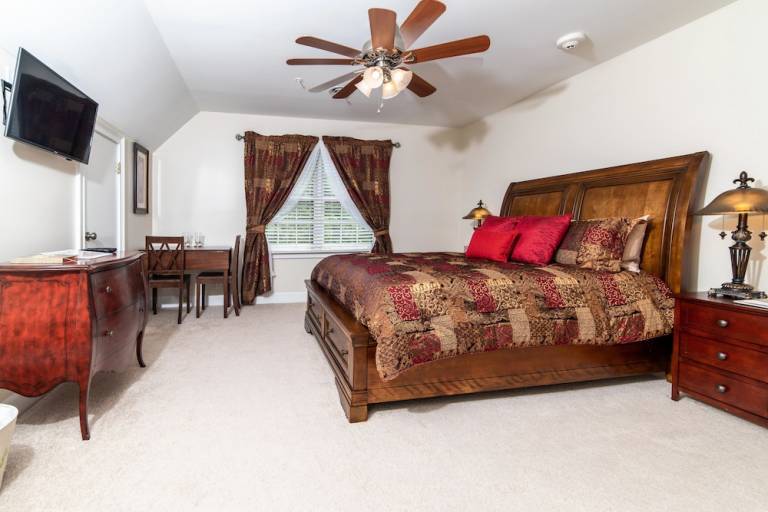 Bed and breakfast  Peachtree City