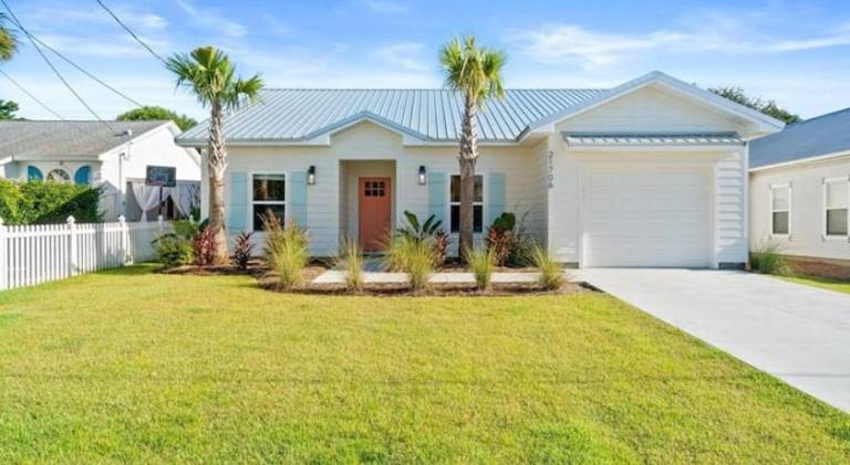 Vacation home with BBQ in Hollywood, FL
