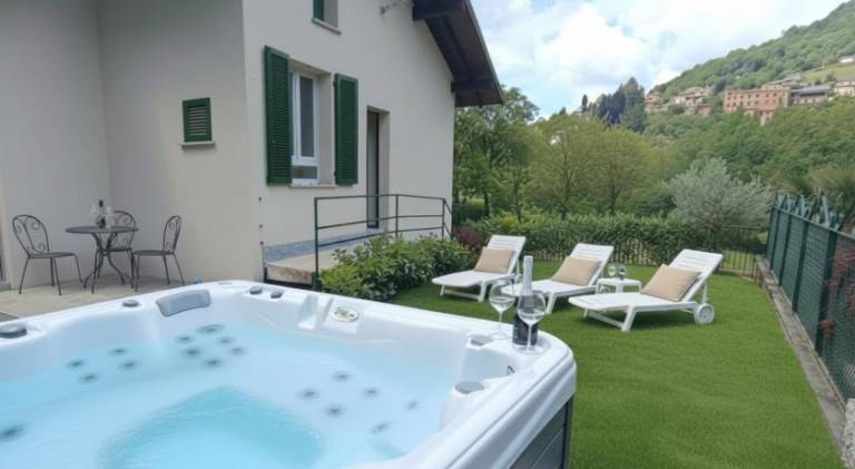 Vacation home with jacuzzi | Pets allowed in Centro Valle Intelvi