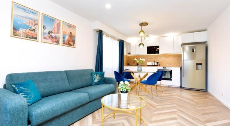 Apartment with terrace | Next to Castle Hill — photo 5