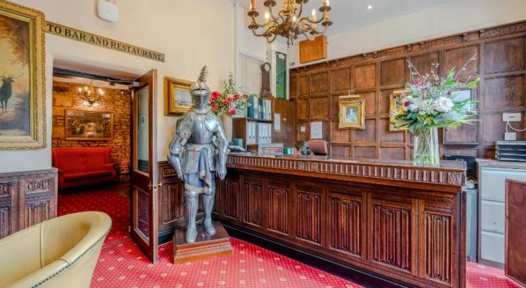 Crown Hotel Cotswold — photo 2