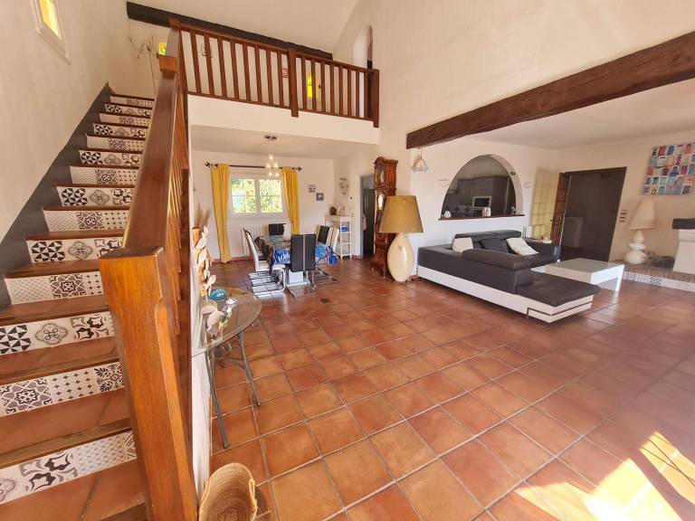 Villa with private pool — photo 3