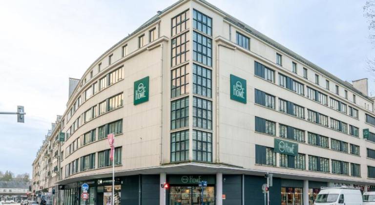 B&B HOME Caen Centre Gare in Mondeville