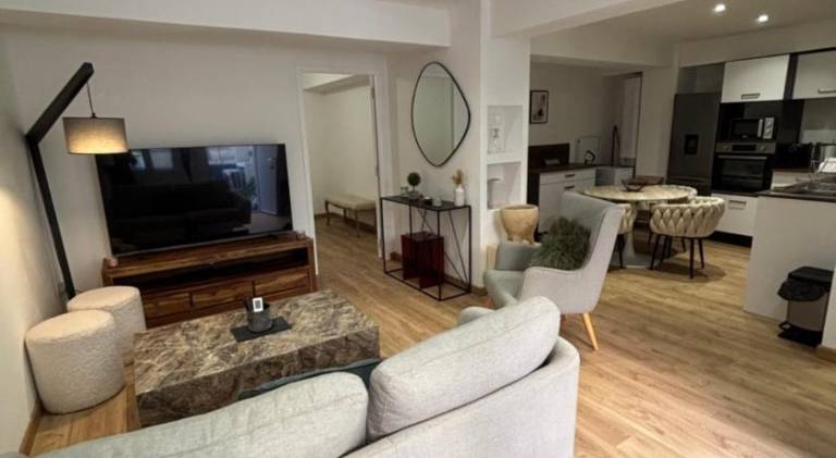 Holiday apartment with terrace in Ajaccio