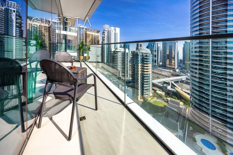 Apartment with heated pool | Water view — photo 4