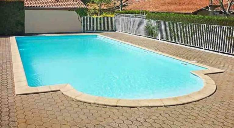 Pleasant vacation home with pool | Pet-friendly — photo 5