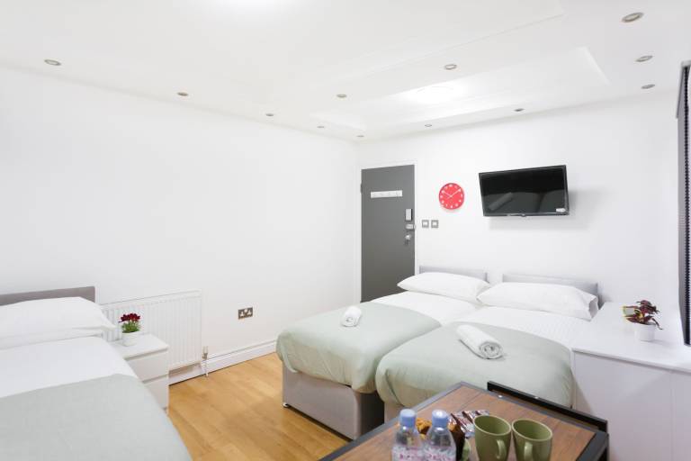 Pension London