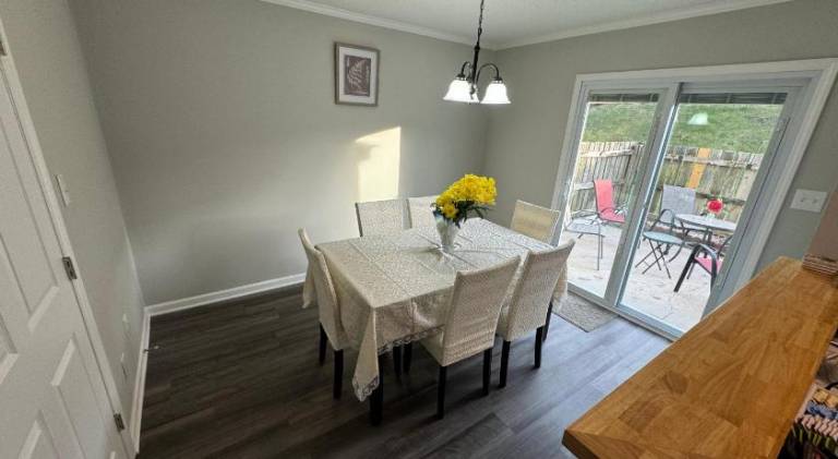 2bed 3bath private and close to everything ! — photo 4