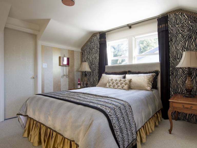 Bed and breakfast  North Vancouver