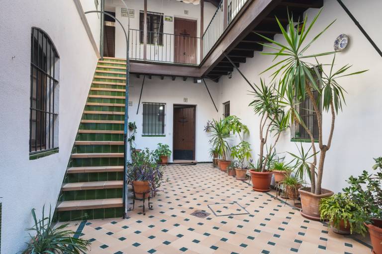 Nice rental apartment with fast internet | Near Torre del Oro | Pets are welcome in Seville