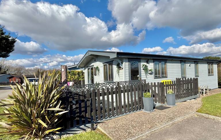 Lodge  Milford on Sea
