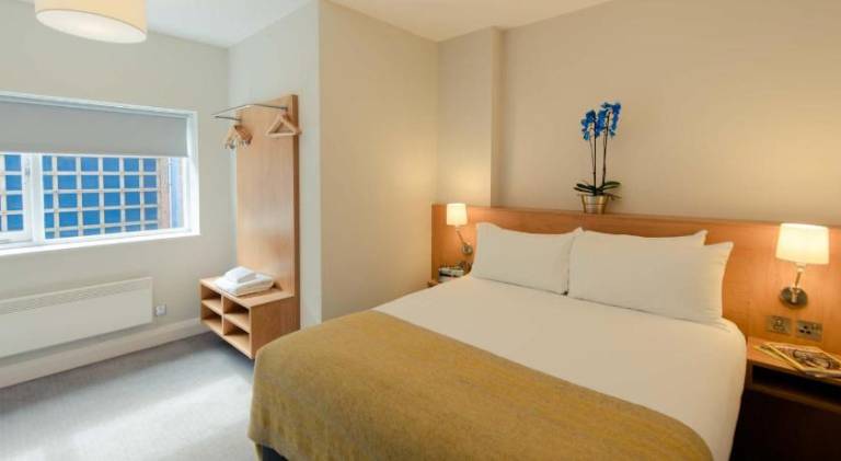 Rental apartment with terrace in Reading