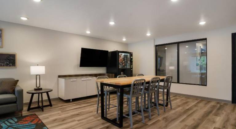 WoodSpring Suites Olympia - Lacey — photo 2