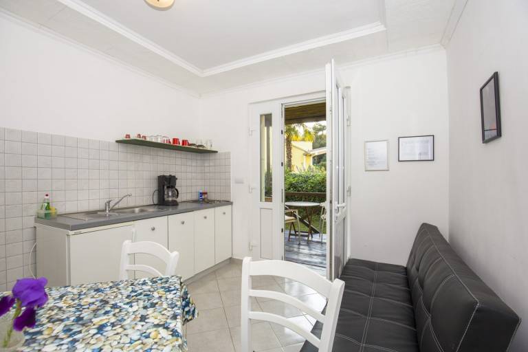 Apartment with patio, barbecue & fast internet — photo 5