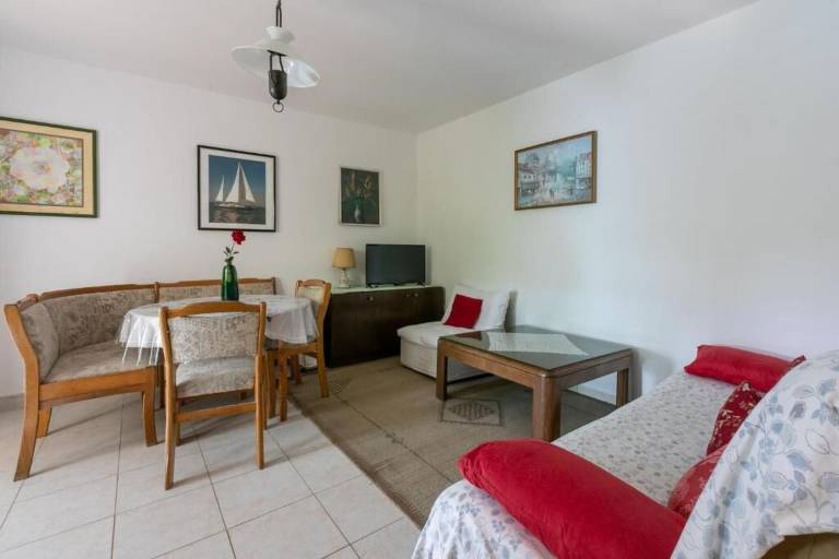 Rental apartment with barbeque & terrace | Sea view — photo 4
