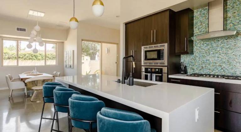 Fabulous New Luxe Home Pool-Spa-Views! — photo 2