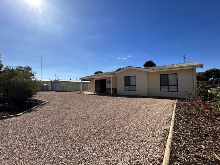 Apartment Moonta Bay