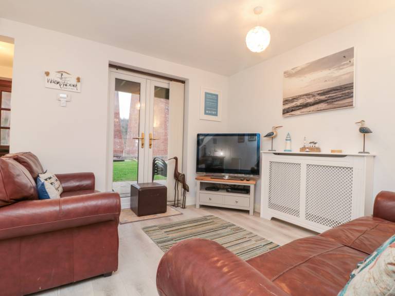 Family-friendly nice cottage with yard | Dogs allowed — photo 4