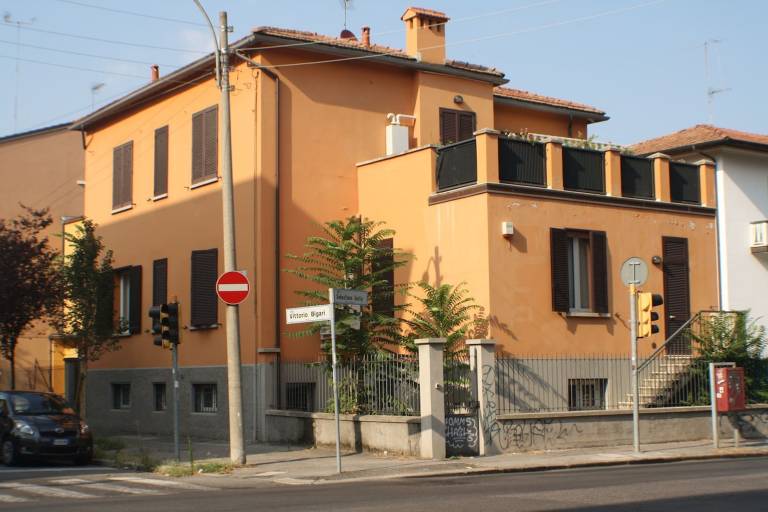Lägenhet  Bologna