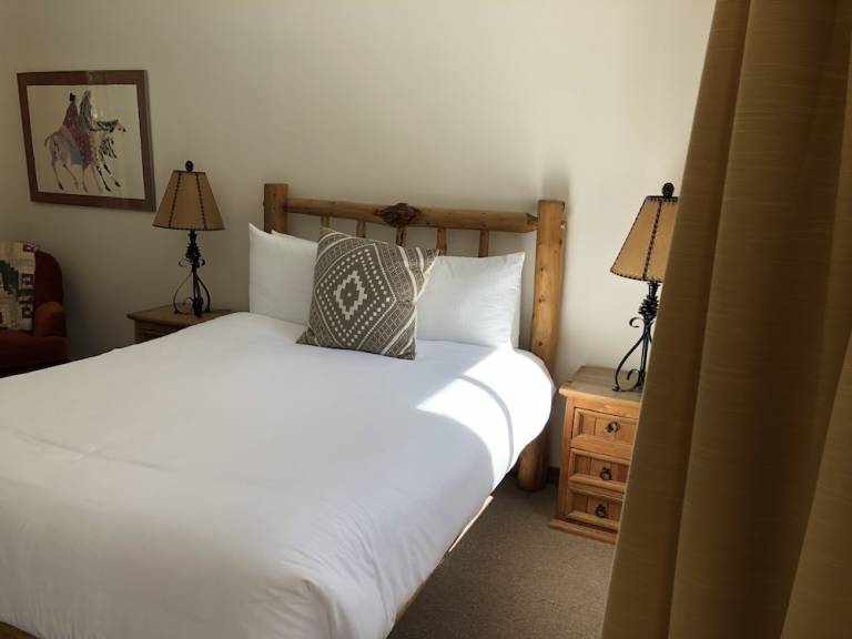 Lodge  Redstone