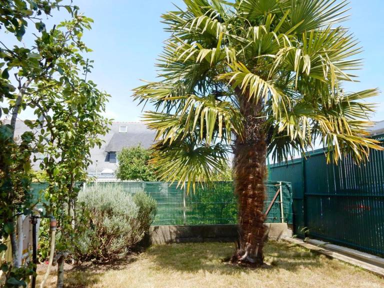 Gite with garden & patio — photo 2