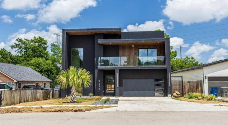 Villa with 6 rooms for 16 persons in Dallas, TX