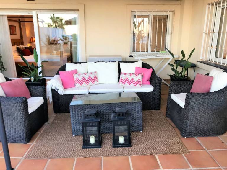 Holiday apartment with pool & patio | Next to the beach | Pet-friendly — photo 5
