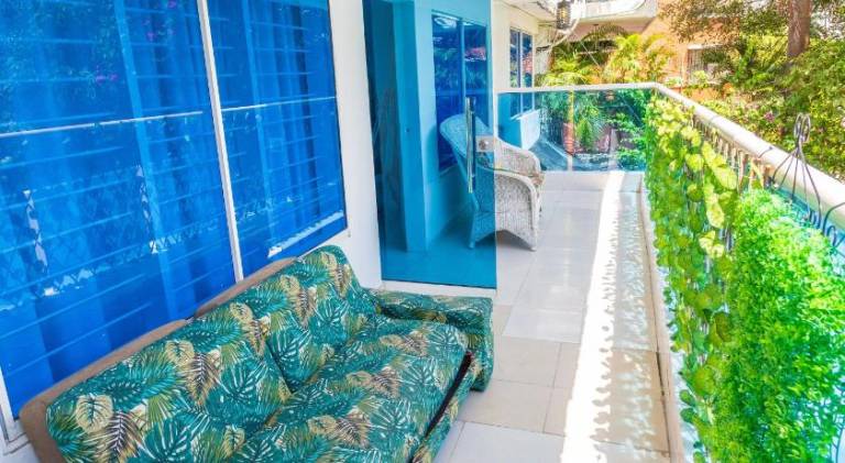 Vacation home with patio & barbeque | Beach nearby | Pet-friendly — photo 3