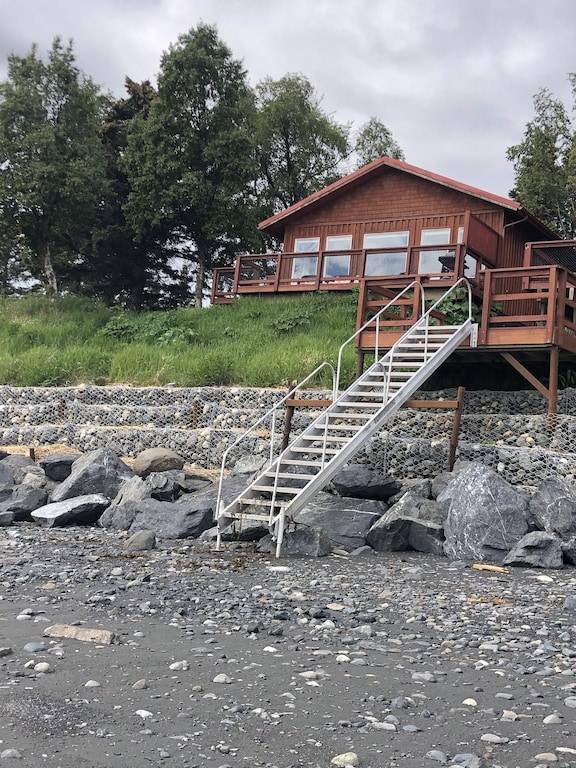 Cabin Homer