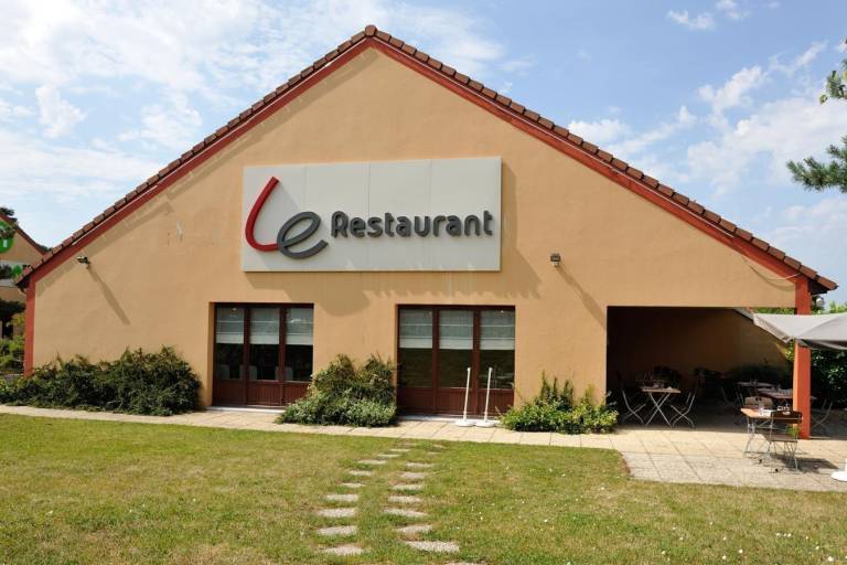 Hotel Campanile Moulins - Avermes — photo 3