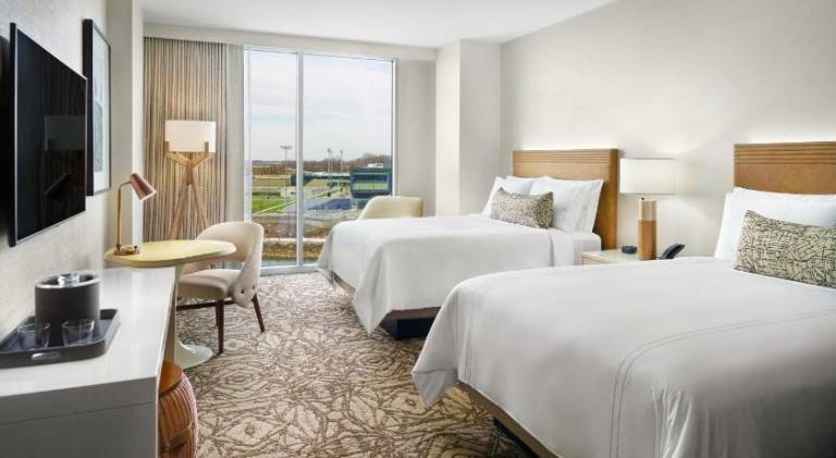 Omni Viking Lakes Hotel — photo 2
