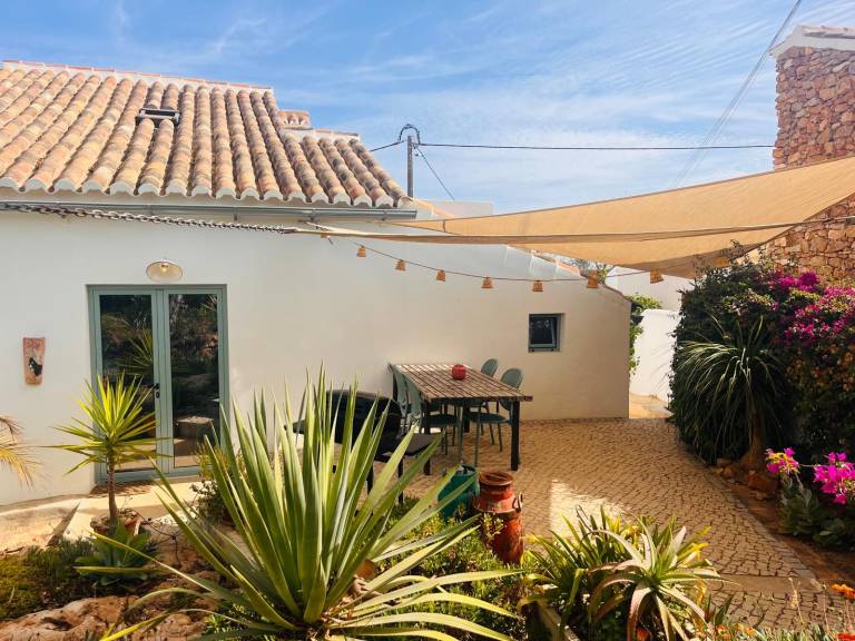 Holiday Home Casa Burro with Mountain View, Shared Pool, Garden & Wi-Fi in Olhao