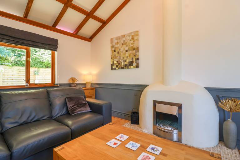 Family-oriented lovely cottage with garden & jacuzzi | Beach view | Pets are welcome — photo 5