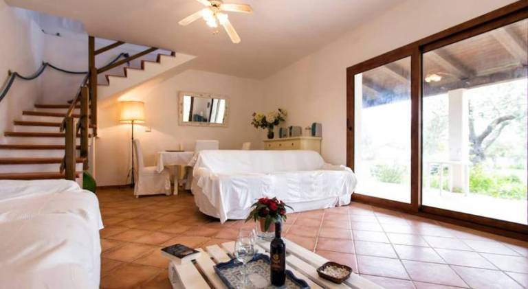Villa with 3 rooms for 4 persons in Alghero