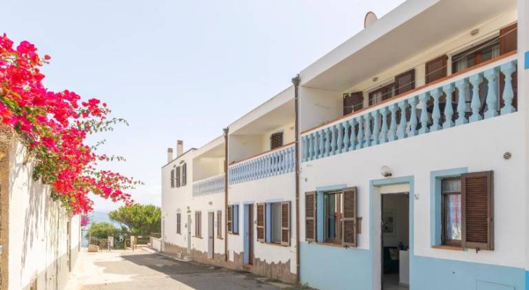 House with 2 rooms for 4 persons in Sant'Antioco