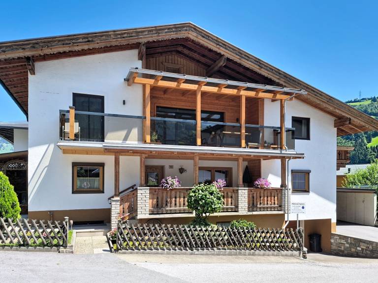 Ferienwohnung in Laimach, Zell am Ziller für max. 4 Personen Ferienwohnung in Laimach, Zell am Ziller für max. 4 Personen
