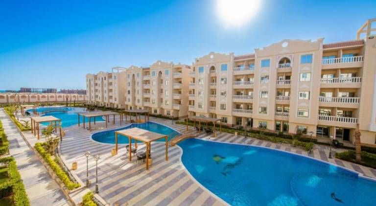 Apartment with yard, barbecue & patio in Hurghada