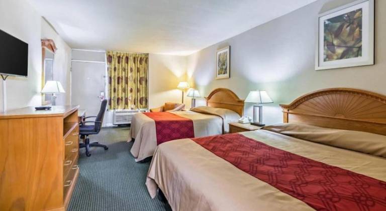 Eco Inn Suites by Hotel O Baytown — photo 2