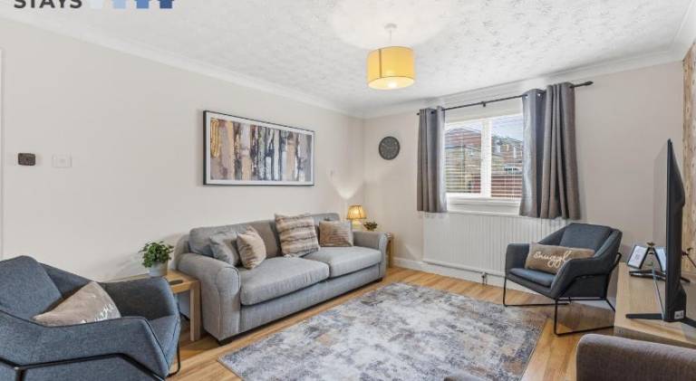 House with 3 rooms for 6 persons in Basingstoke