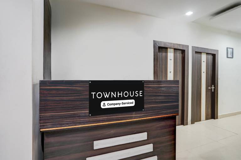 Super Townhouse Faizabad Road Opp BBD University — photo 4