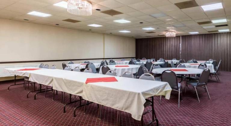 Eco Inn Suites by Hotel O Baytown — photo 4