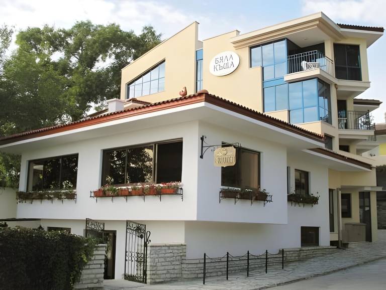 White House Family Hotel Spa zone in Balchik