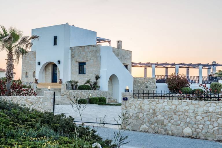 Villa Akrotiri